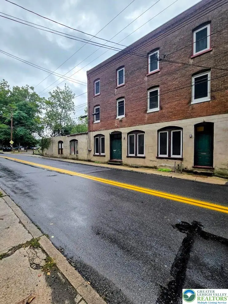 49 N Delaware Avenue, Easton, PA 18042 - #2
