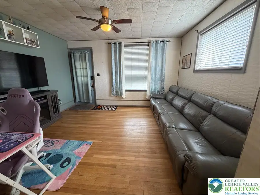 1114 Russell Avenue, Fountain Hill, PA 18015 - #3