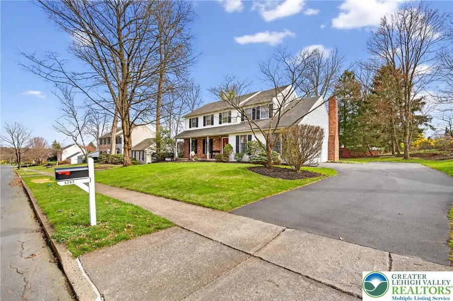 5292 Hanover Drive, Wescosville, PA 18106 - #3