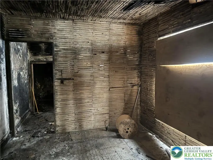 32 S Jefferson Street, Allentown, PA 18102 - #2