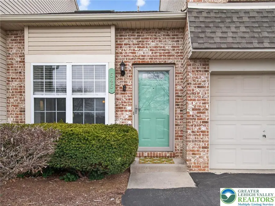 545 Wild Mint Lane, Upper Macungie, PA 18104 - #2