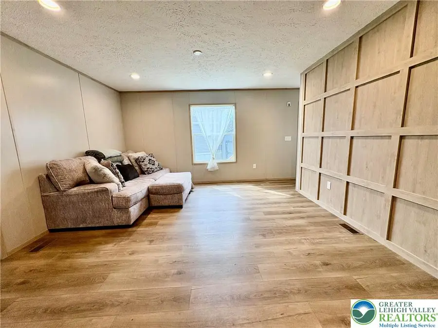 5002 Route 309 #1090, Upper Saucon, PA 18034 - #3