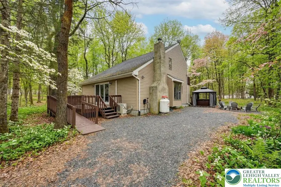 8 Wahoo Court, Penn Forest, PA 18210 - #2