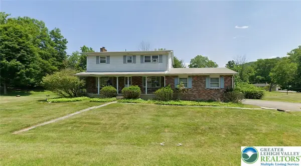 102 Valley Stream Road, Stroud Twp, PA 18360