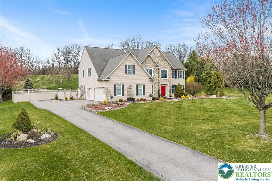 3862 Crestview Court, New Tripoli, PA 18066 - #2