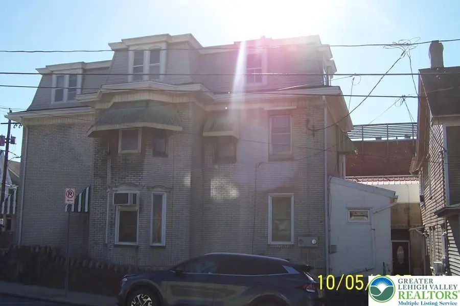 16 Center Street, Lansford, PA 18232 - #3