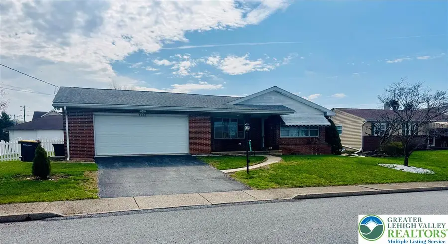 4383 Truman Street, Egypt, PA 18052 - #2