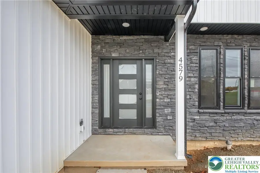 4579 Quarry Street, Egypt, PA 18052 - #3