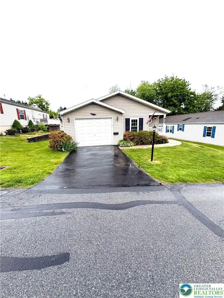 71 Penny Lane, Forks Township, PA 18040 - #2