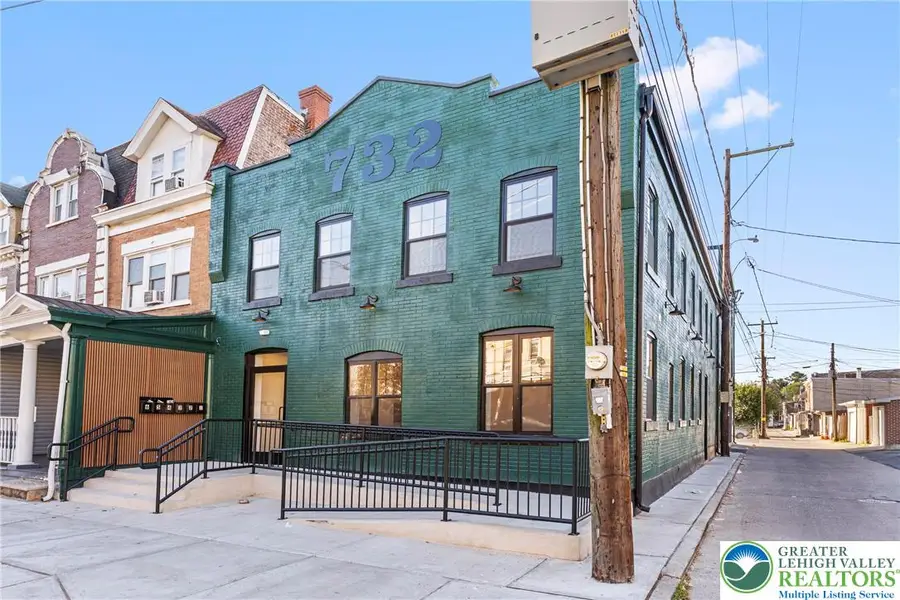 732 W Tilghman Street, Allentown, PA 18102 - #3