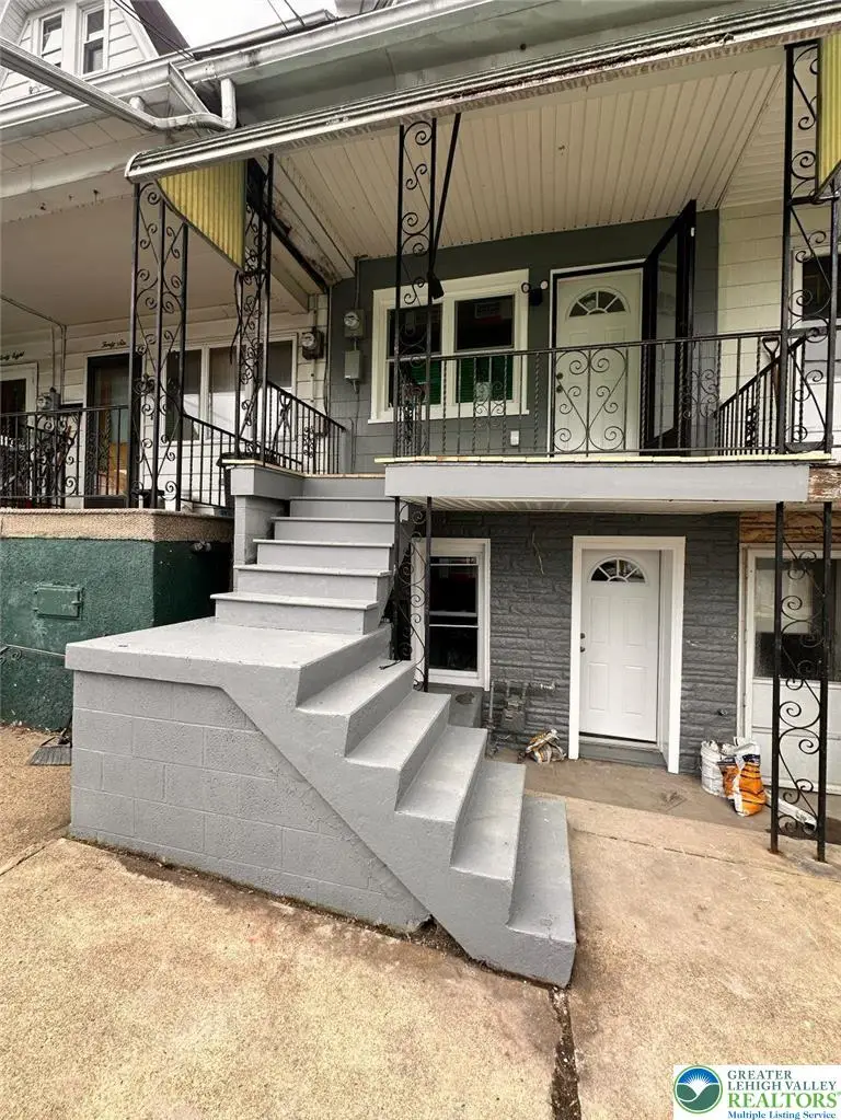 44 S Locust, Mount Carmel, PA 17851 - #2