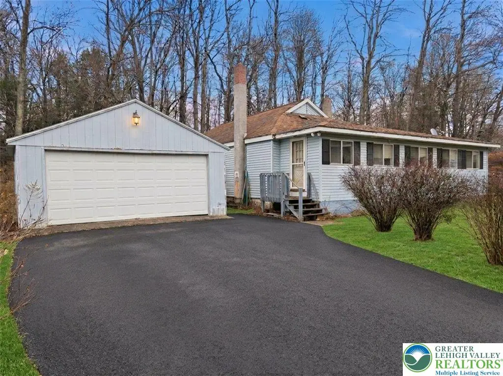 740 Main Street, Coolbaugh, PA 18466 - #1