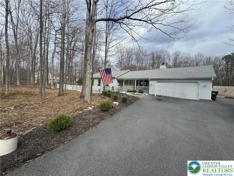 1220 Juno Drive, Sun Valley, PA 18330 - #2