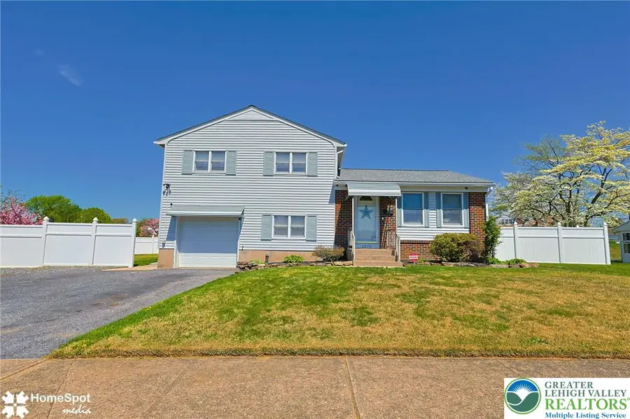 1572 Primrose Lane, Bethlehem, PA 18018 - #2