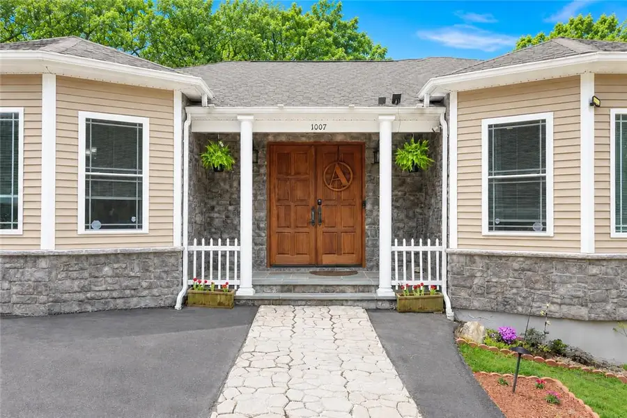1007 Hampstead Road, Saw Creek, PA 18324 - #2