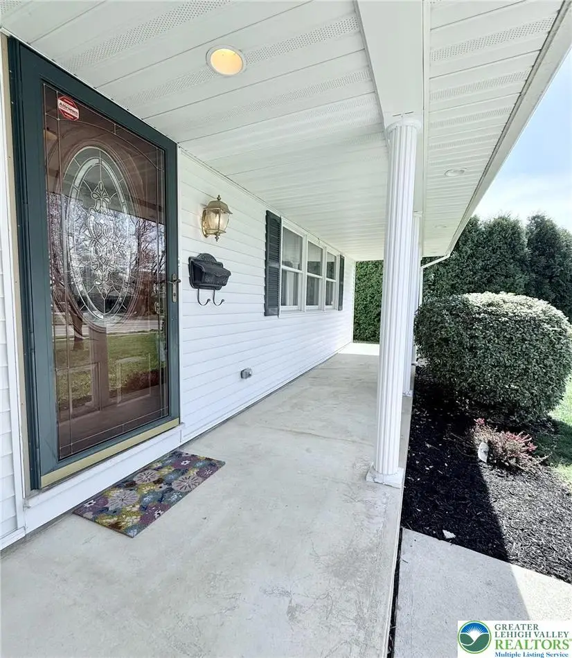 909 Flexer Avenue, Dorneyville, PA 18103 - #3