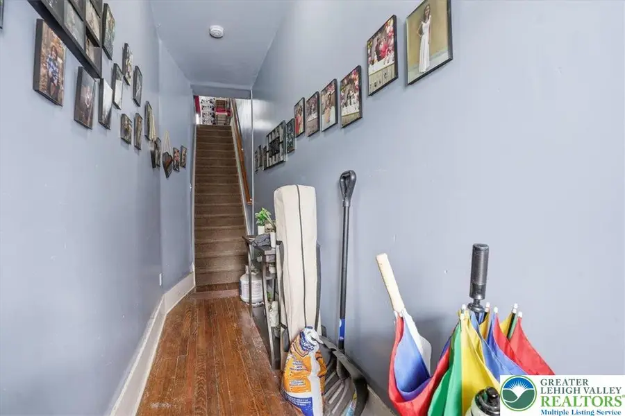 921 Broadway, Fountain Hill, PA 18015 - #2