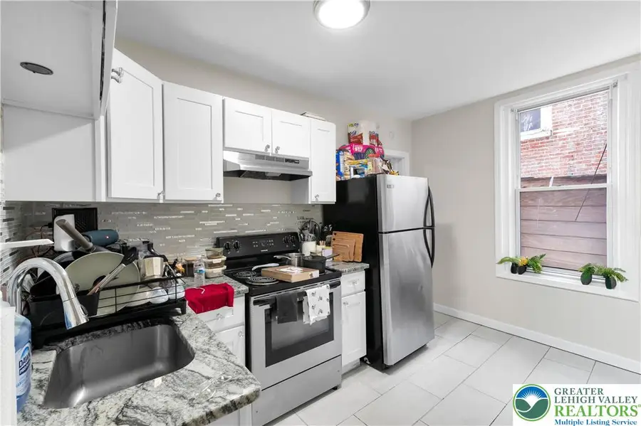 135 N 8th Street, Allentown, PA 18101 - #2