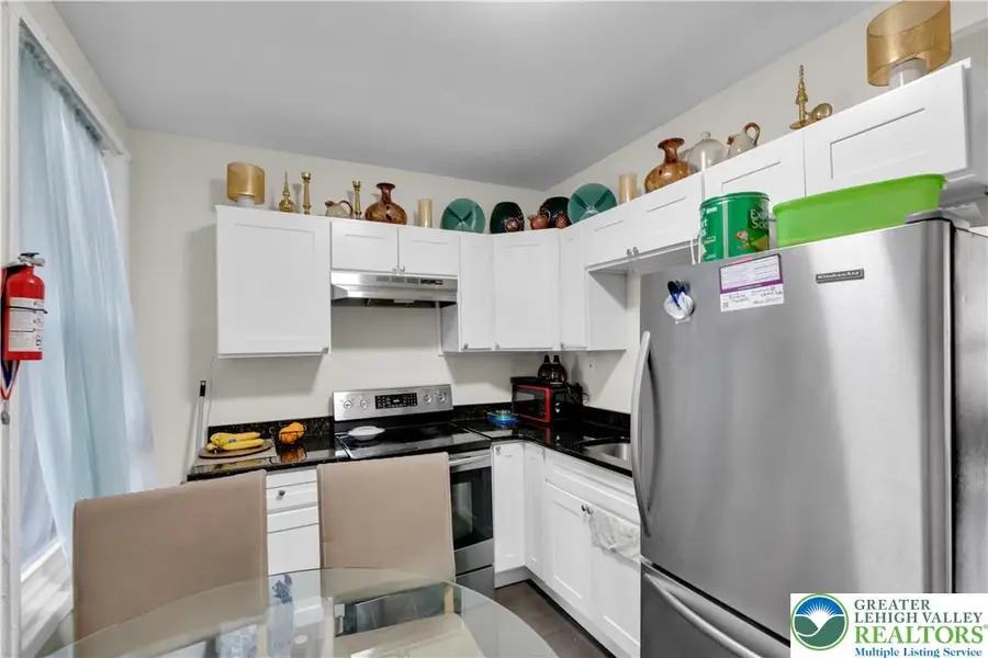 135 N 8th Street, Allentown, PA 18101 - #3