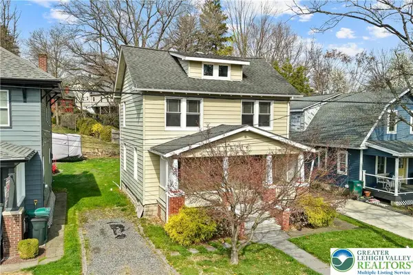 605 Wallace Street, Stroudsburg, PA 18360