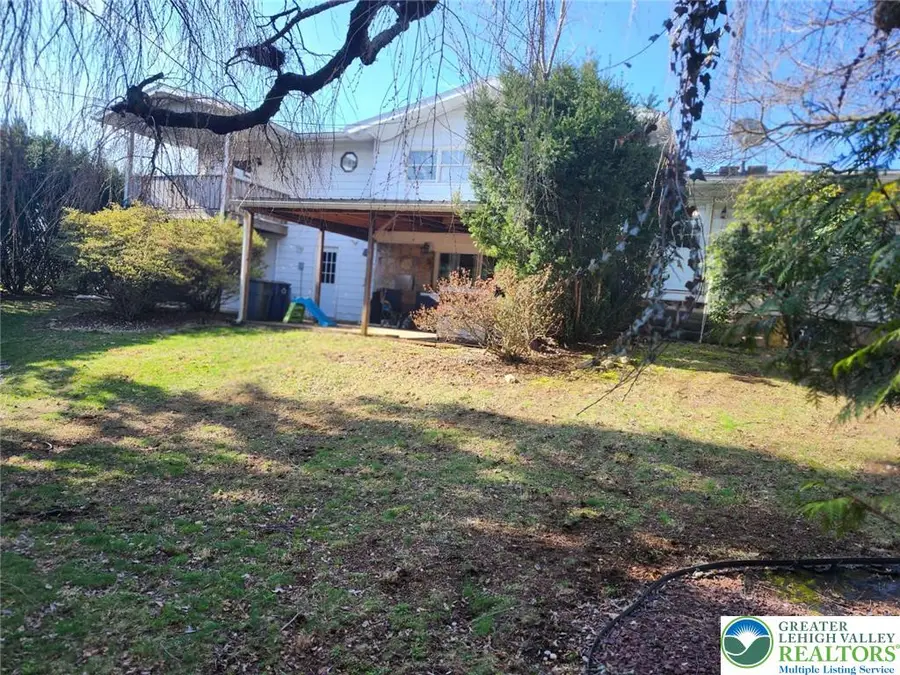 811 S Glenwood Street, Dorneyville, PA 18103 - #2