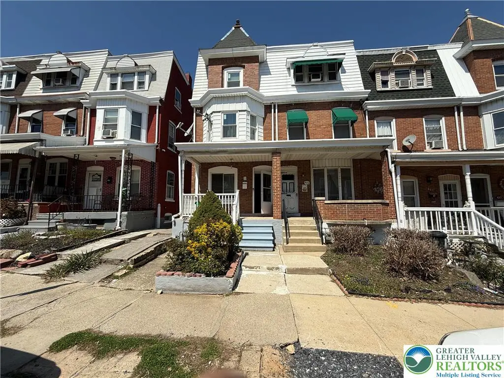 445 W Washington Street, Allentown, PA 18102 - #1