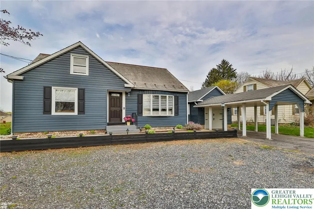 216 Young Road, Bushkill, PA 18064 - #1