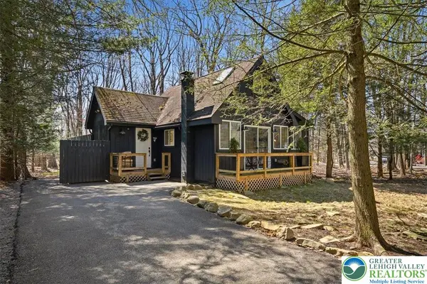 5306 Hummingbird Drive, Tobyhanna Twp, PA 18346