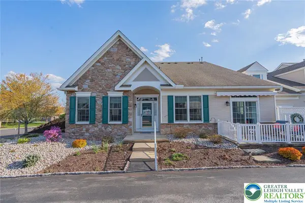 1896 Jeanine Way, Lower Saucon Twp, PA 18055