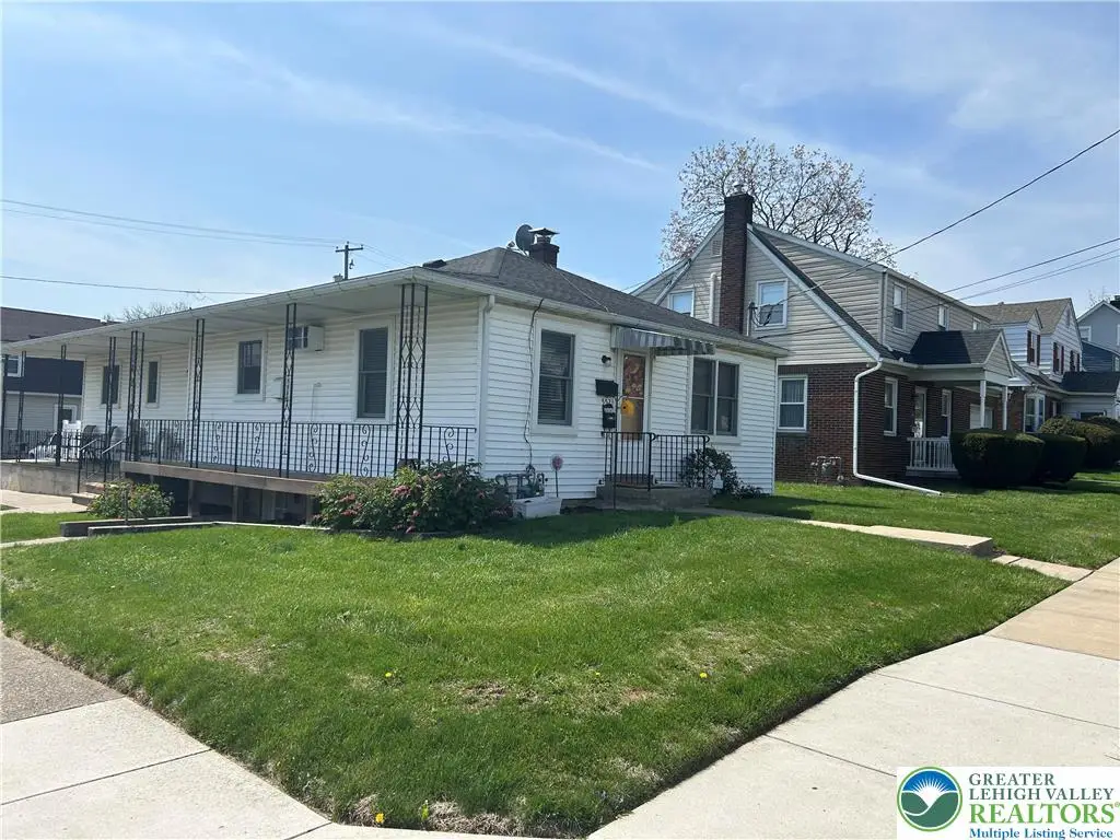 552 Washington Avenue, Bethlehem, PA 18017 - #1
