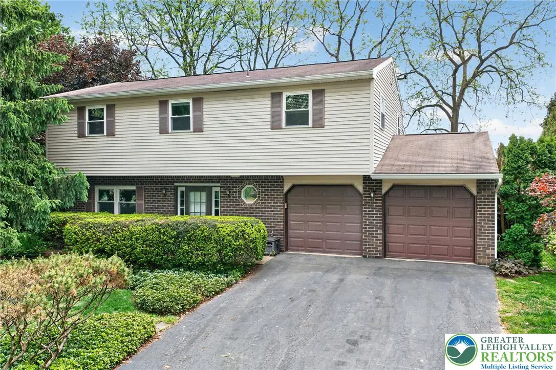1189 Bluestone Drive, Bethlehem, PA 18017 - #1