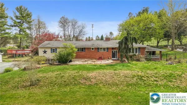 1042 Neffs Laurys Road, North Whitehall Twp, PA 18059