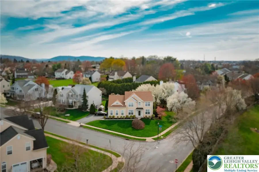 2560 Country Top Trail, Bethlehem, PA 18020 - #2