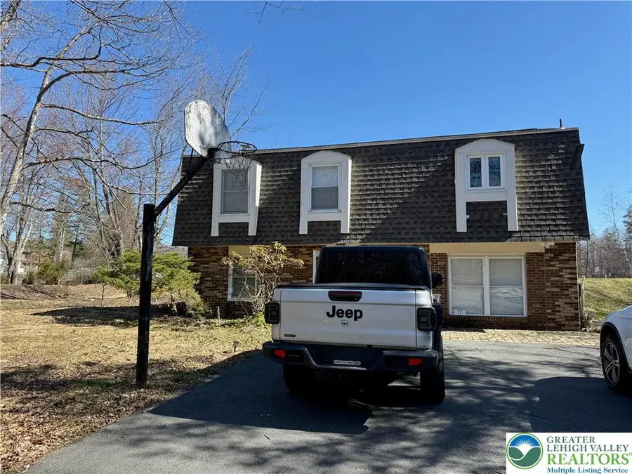 17 Heath Lane, Mount Pocono, PA 18344 - #2