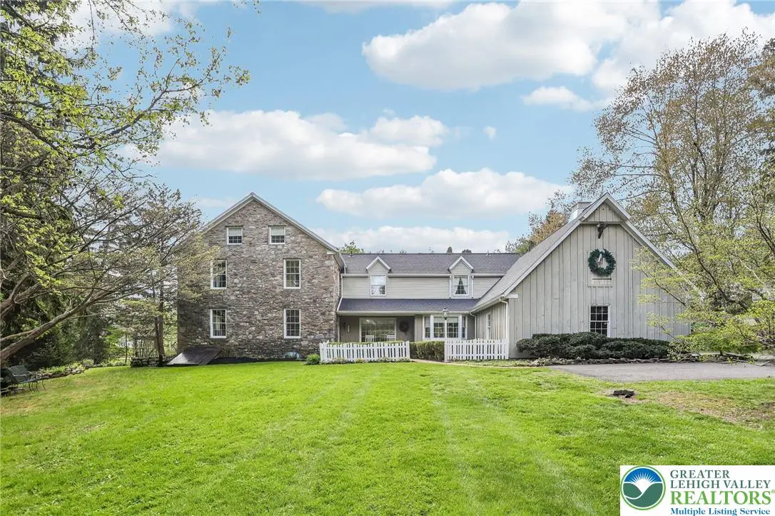 3811 Lilac Road, Lower Macungie, PA 18103 - #1