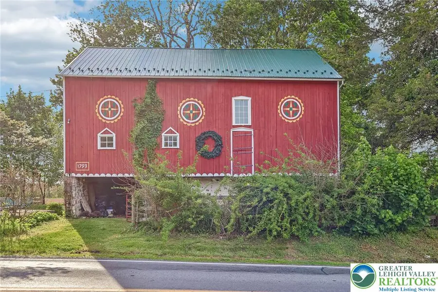 8893 Longswamp Road, Lower Macungie, PA 18011 - #2