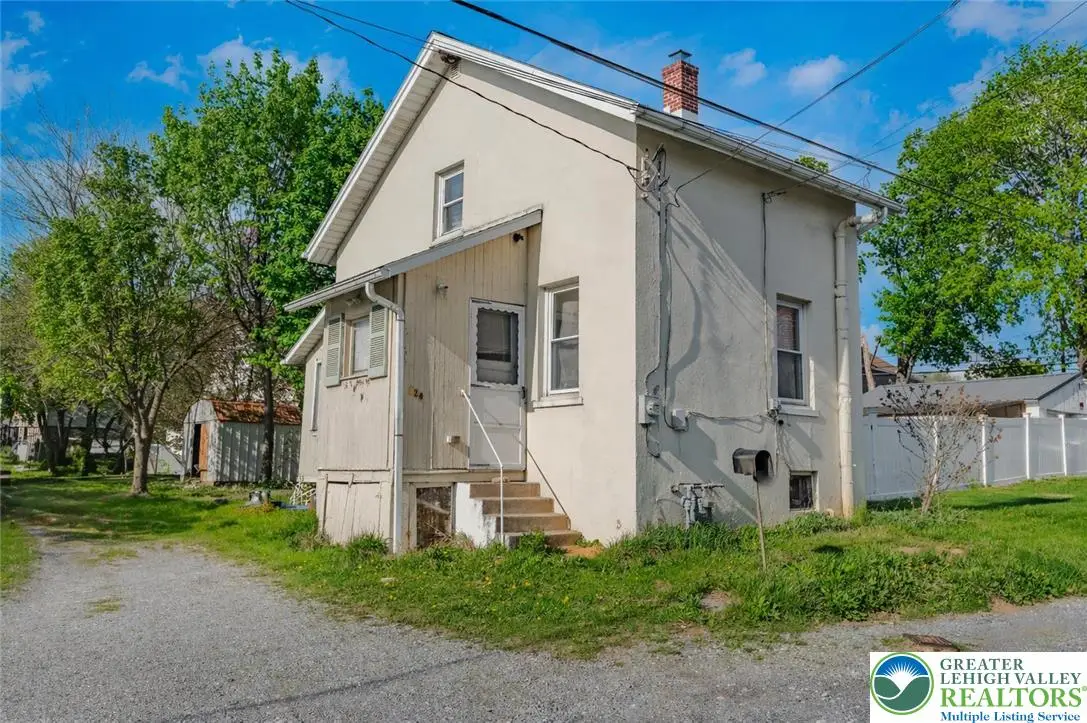 920 E Juniata Street, Salisbury, PA 18103 - #1