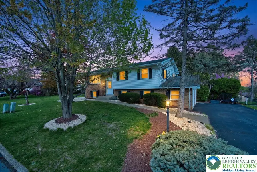 1105 Bryant Street, South Whitehall, PA 18104 - #2