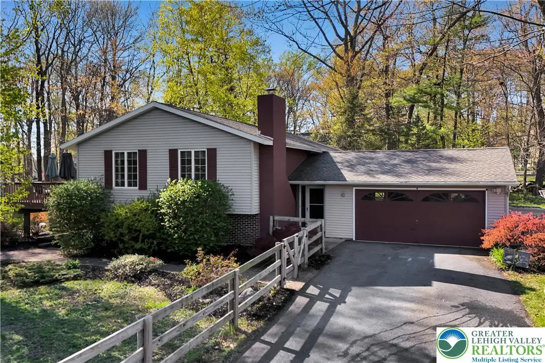 505 Helen Circle, Moore, PA 18014 - #1