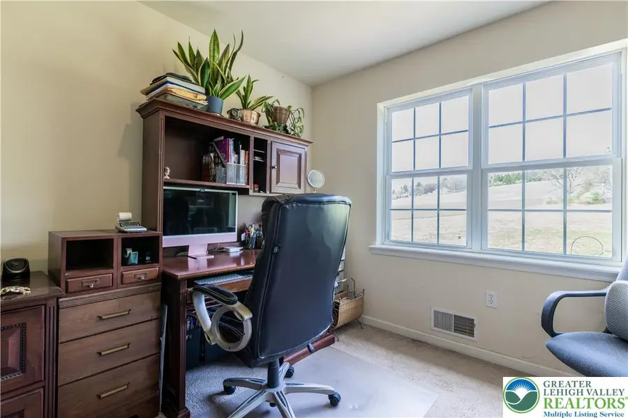 707 Gilbert Road, Gilbert, PA 18331 - #2