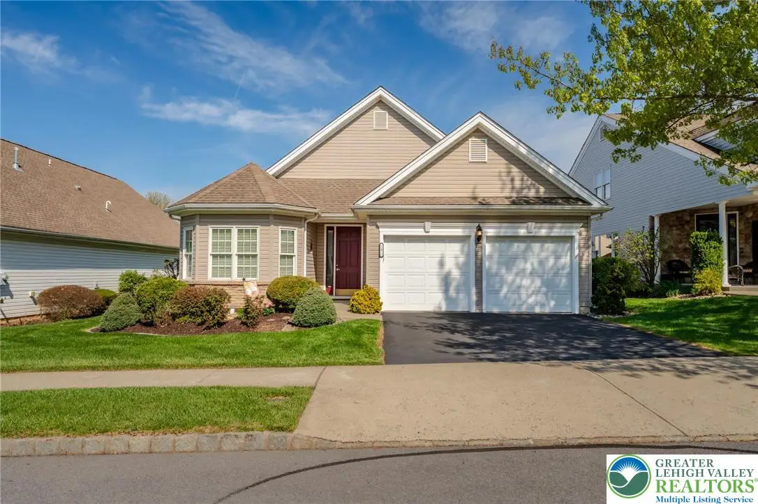 5 Edinburgh Drive, Easton, PA 18045 - #1