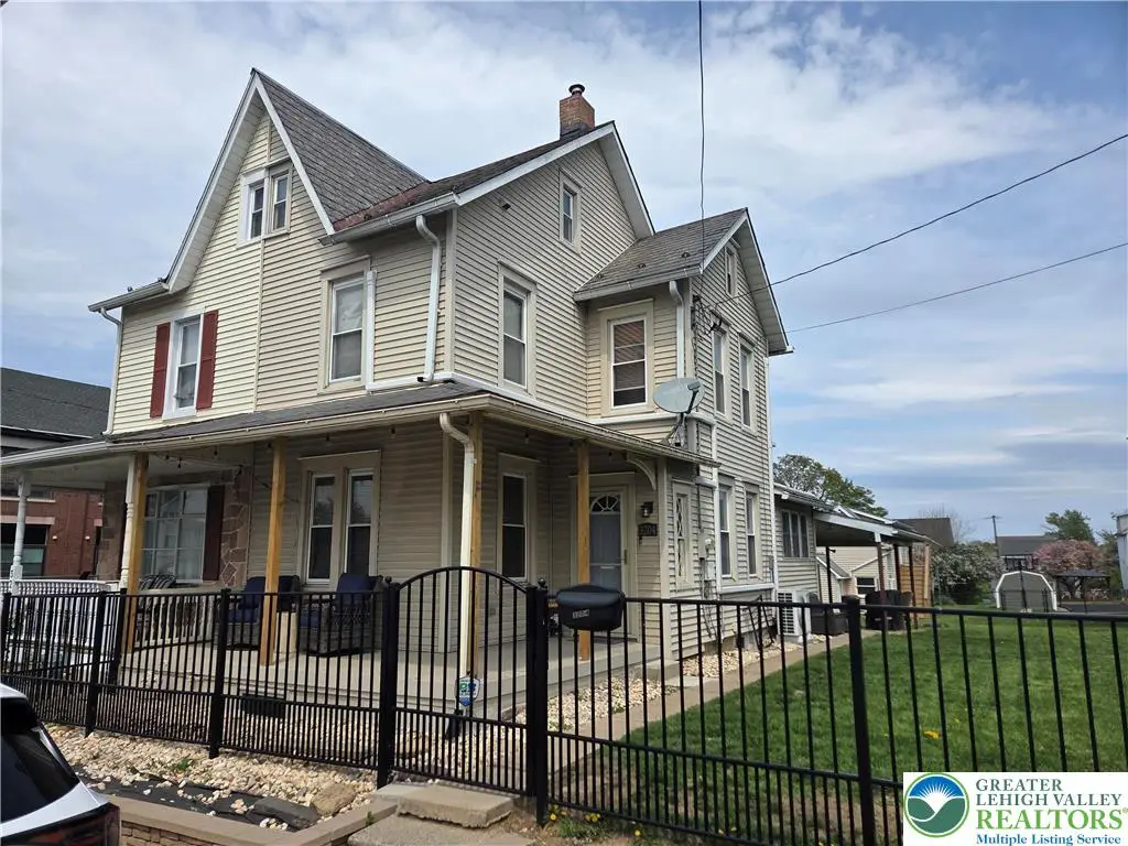 3204 S 2nd Street, Hokendauqua, PA 18052 - #1