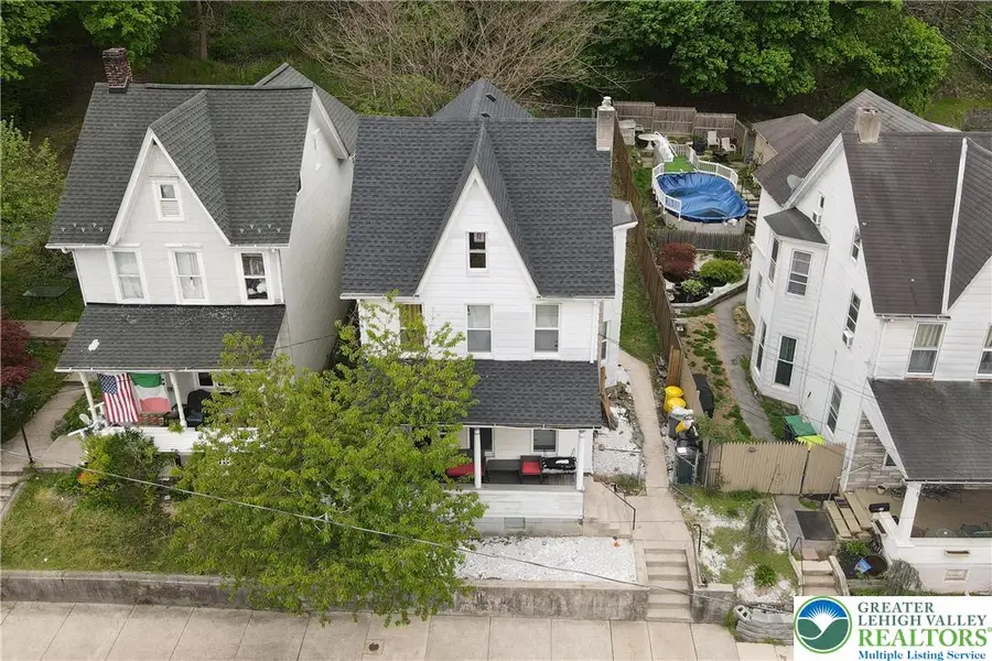 209 E South Street, Slatington, PA 18080 - #2