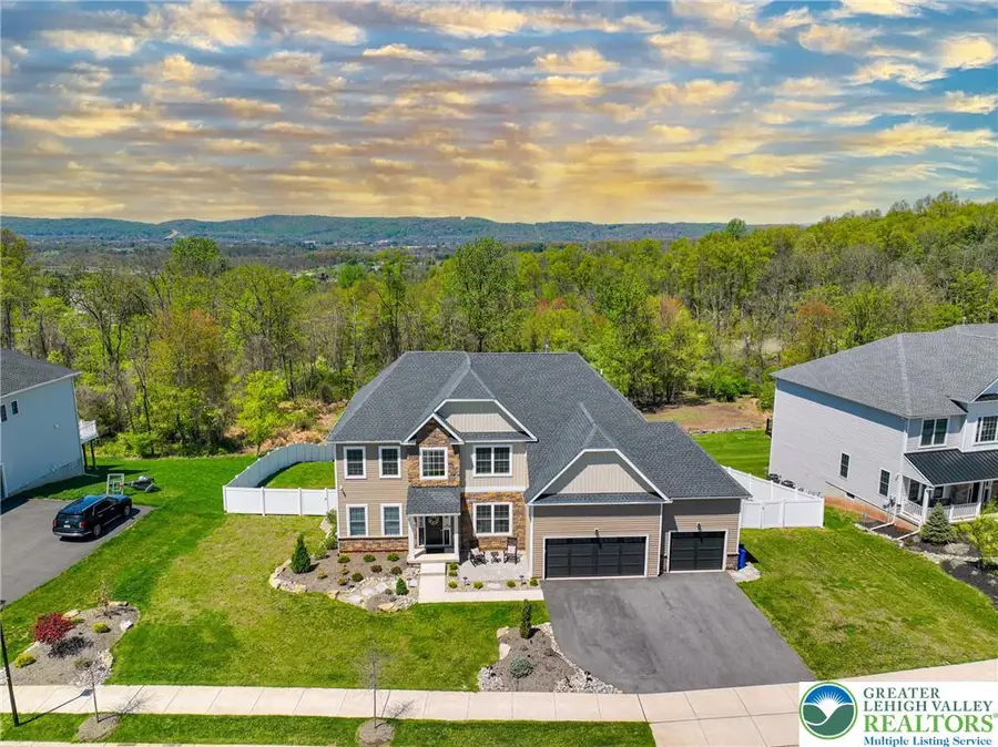 2595 Stonewall Drive, Upper Saucon, PA 18034 - #3
