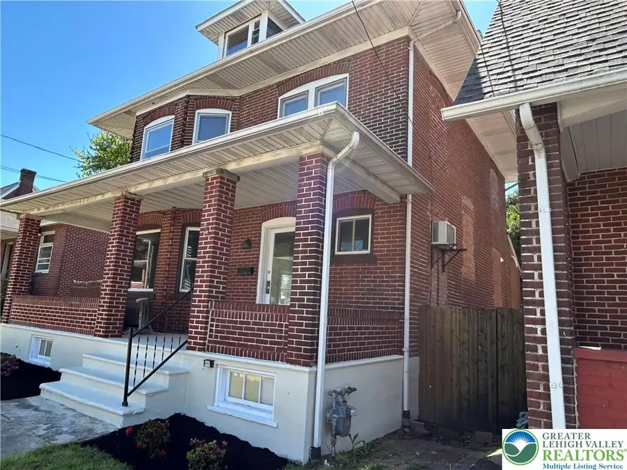 2332 S 4th Street, Allentown, PA 18103 - #2
