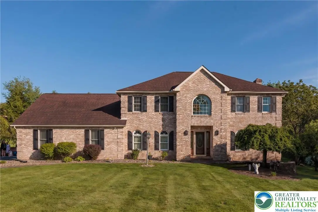 2170 Clearview, North Whitehall, PA 18037 - #1