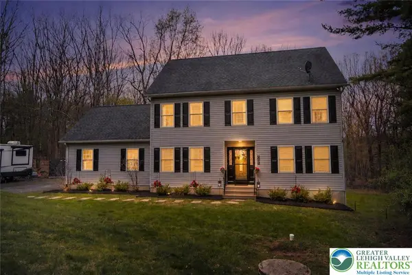 2512 Valley View Acres Road, Chestnuthill Twp, PA 18360