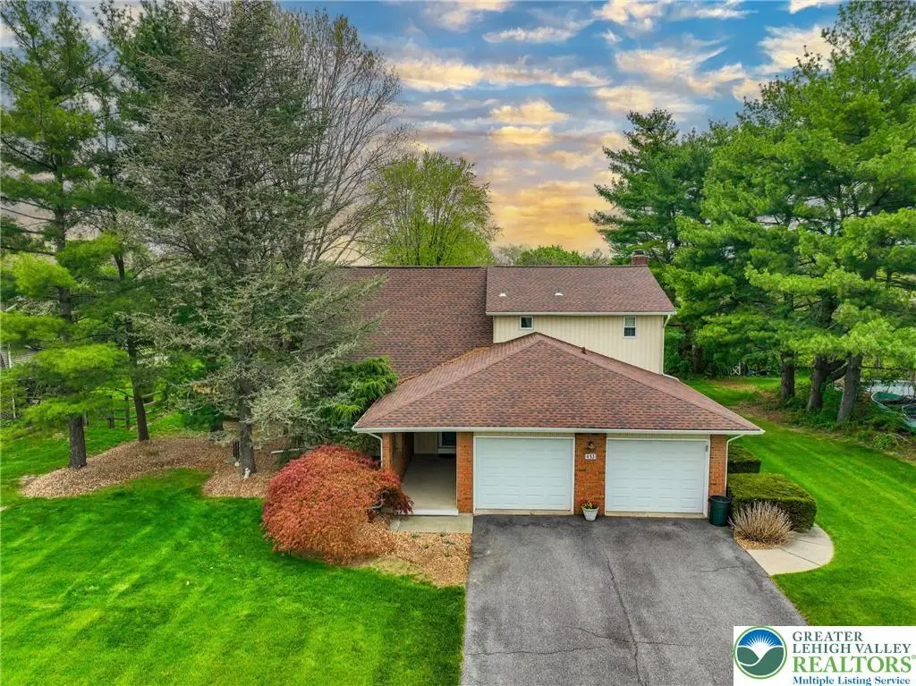 453 Larch Lane, Lower Nazareth, PA 18064 - #1