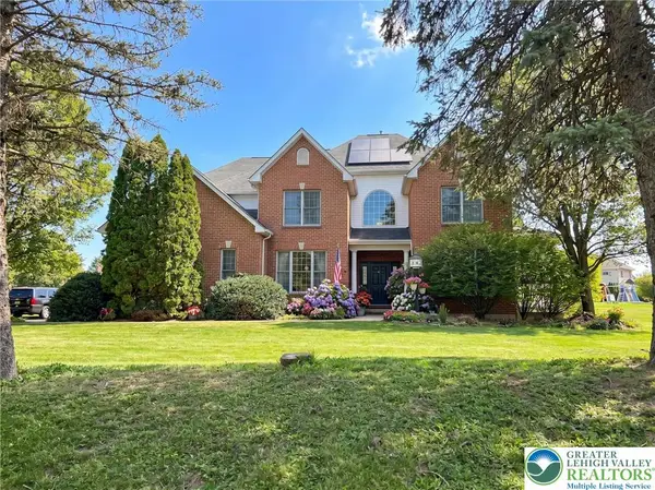 519 Rose Inn Avenue, Bushkill Twp, PA 18064