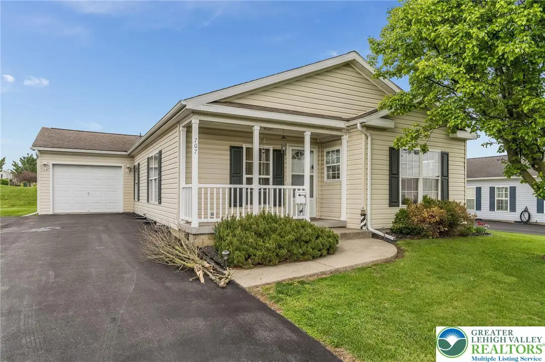 707 San Simeon Place, Forks Township, PA 18040 - #1